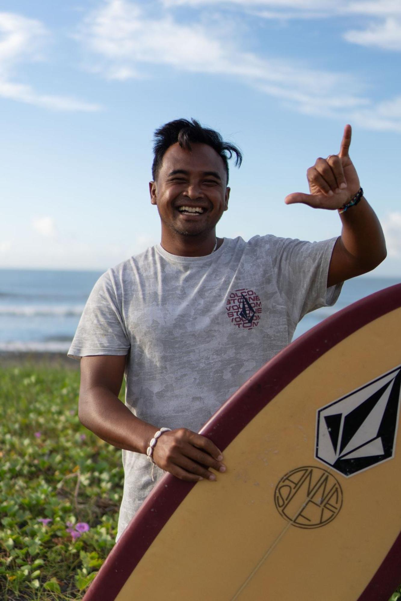 Medewi Secret Surfcamp Hotell Pulukan Eksteriør bilde