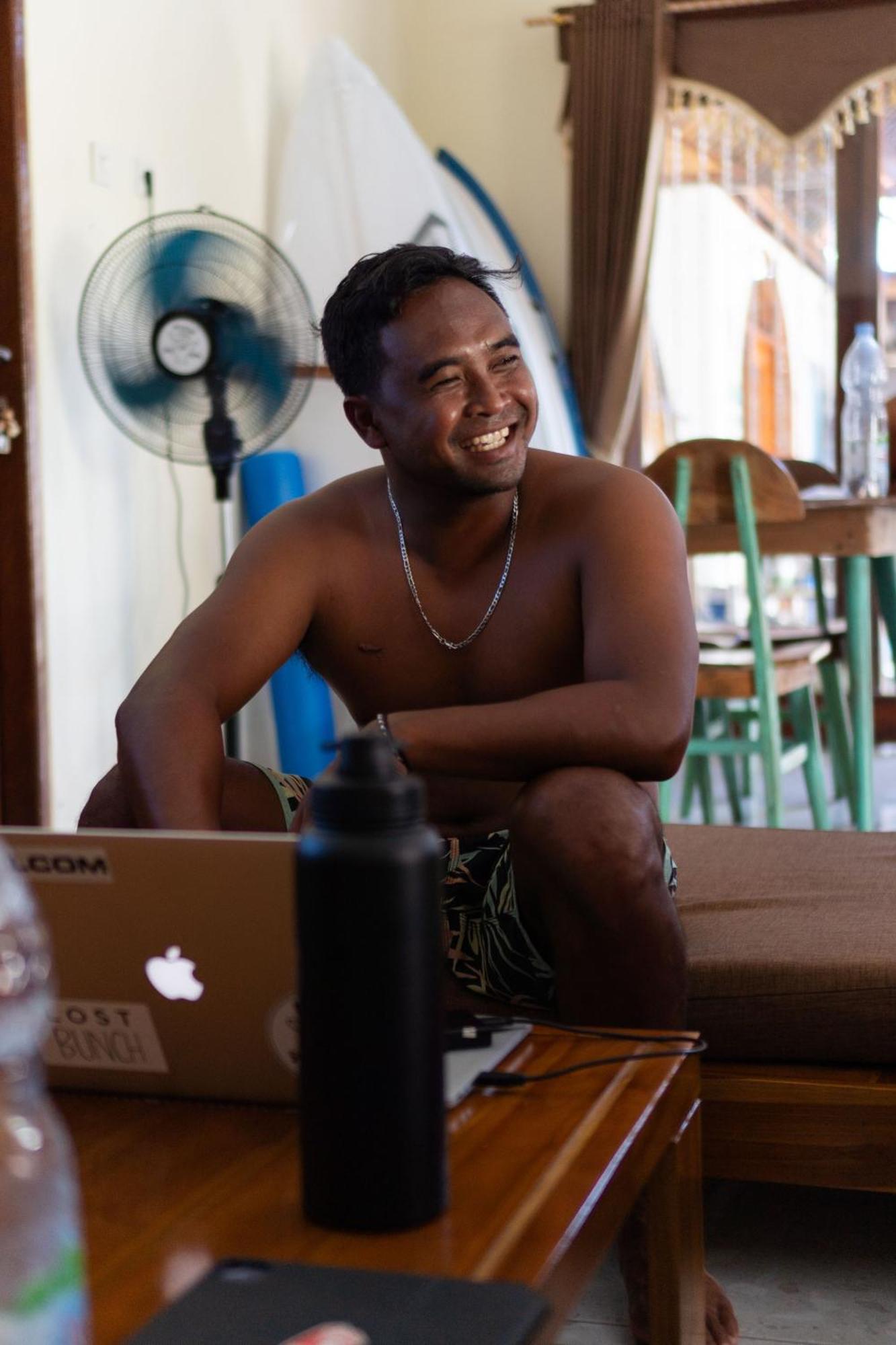 Medewi Secret Surfcamp Hotell Pulukan Eksteriør bilde